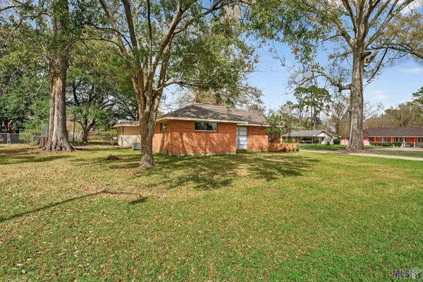 $240,000 | 9955 Buena Vista Drive, Baton Rouge, LA 70815