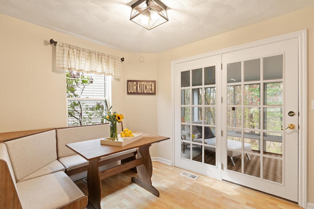 64 Meadowood Road North Andover, MA 01845 - Photo 11 of 31 Gallery Image 11