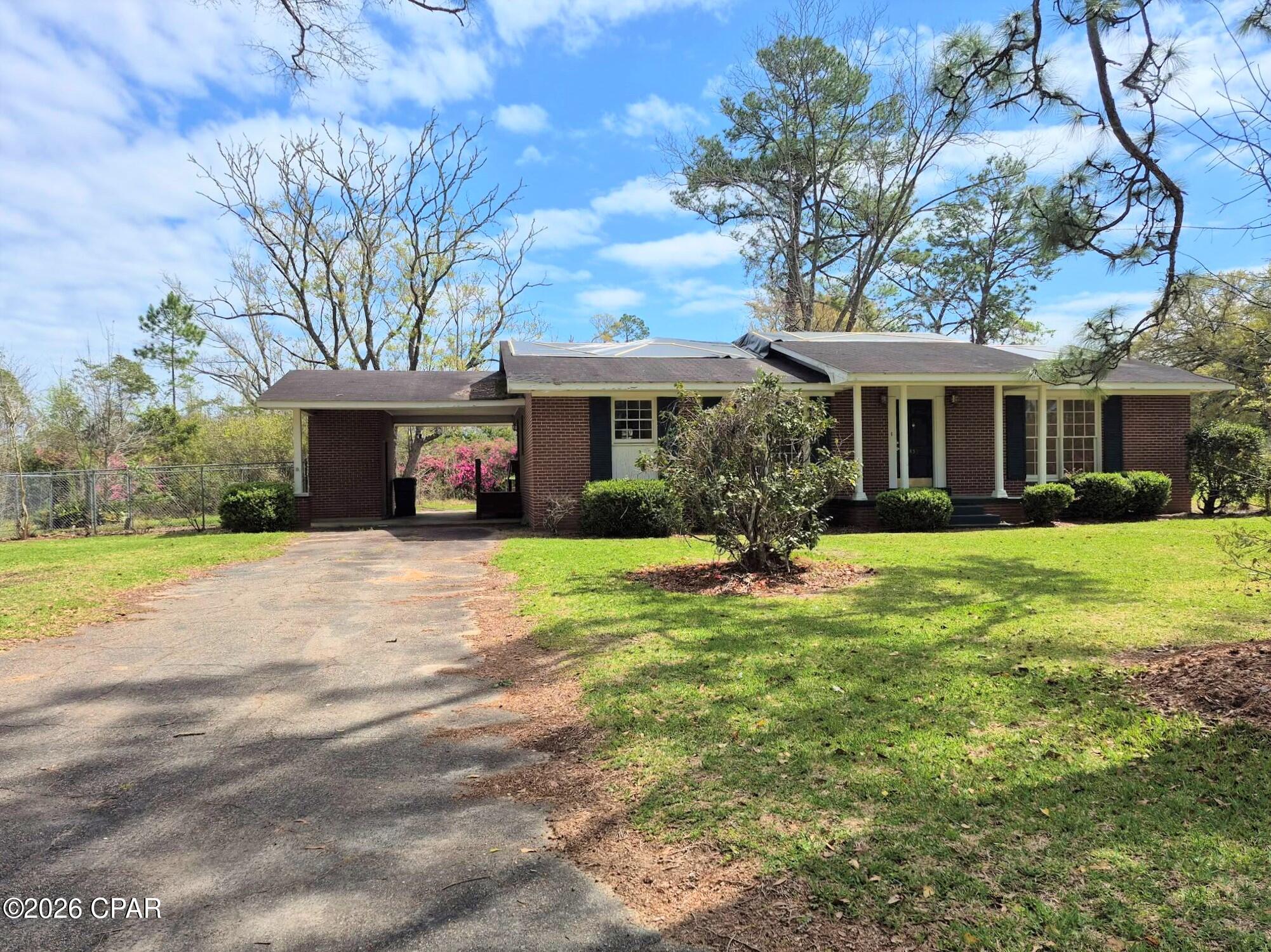 853 1st Street Chipley, FL 32428 - Photo 2 of 27