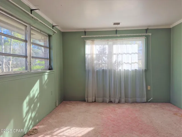 $180,000 | 853 1st Street, Chipley, FL 32428