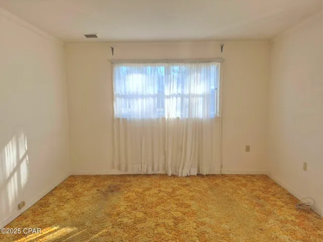 $180,000 | 853 1st Street, Chipley, FL 32428