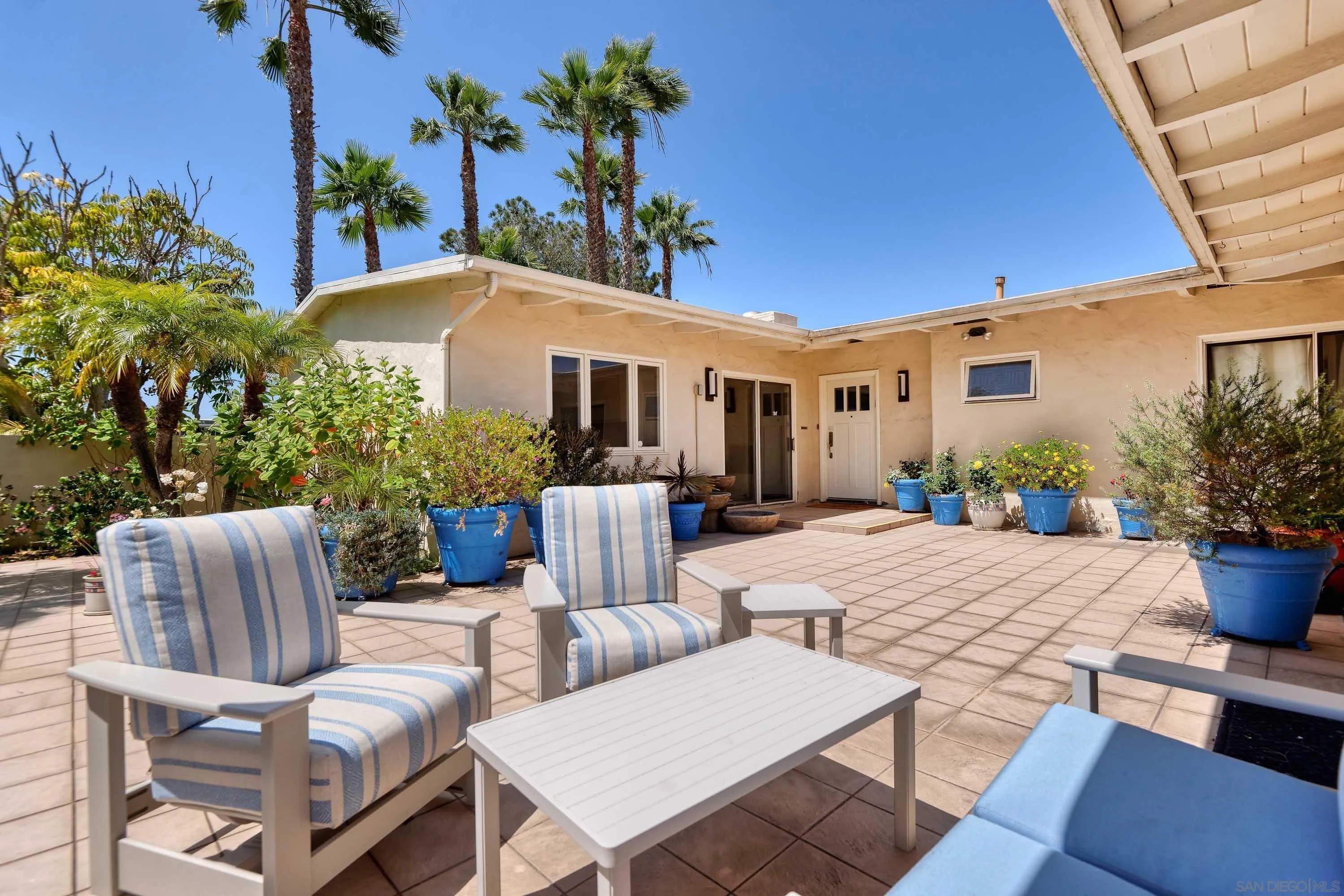 7231 Rue Michael La Jolla, CA 92037 - Photo 10 of 26