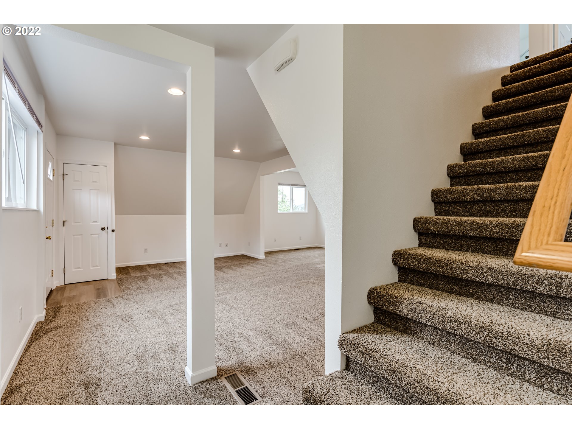 1518 Parks Road Cottage Grove, OR 97424 - Photo 12 of 30 Gallery Image 12