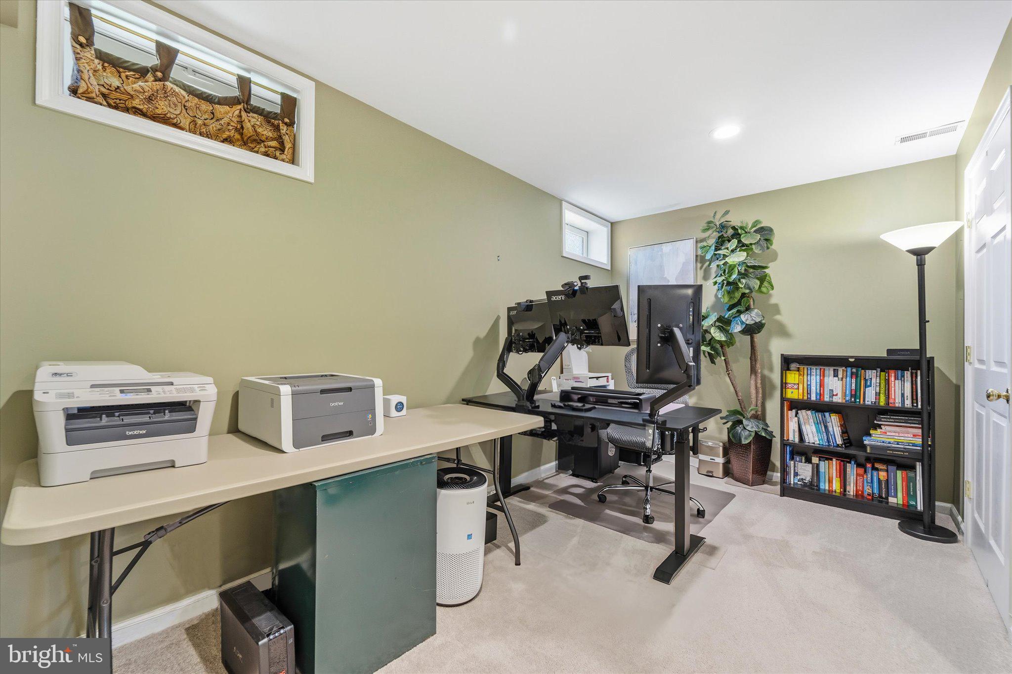 6741 Edgartown Way Gainesville, VA 20155 - Photo 28 of 53