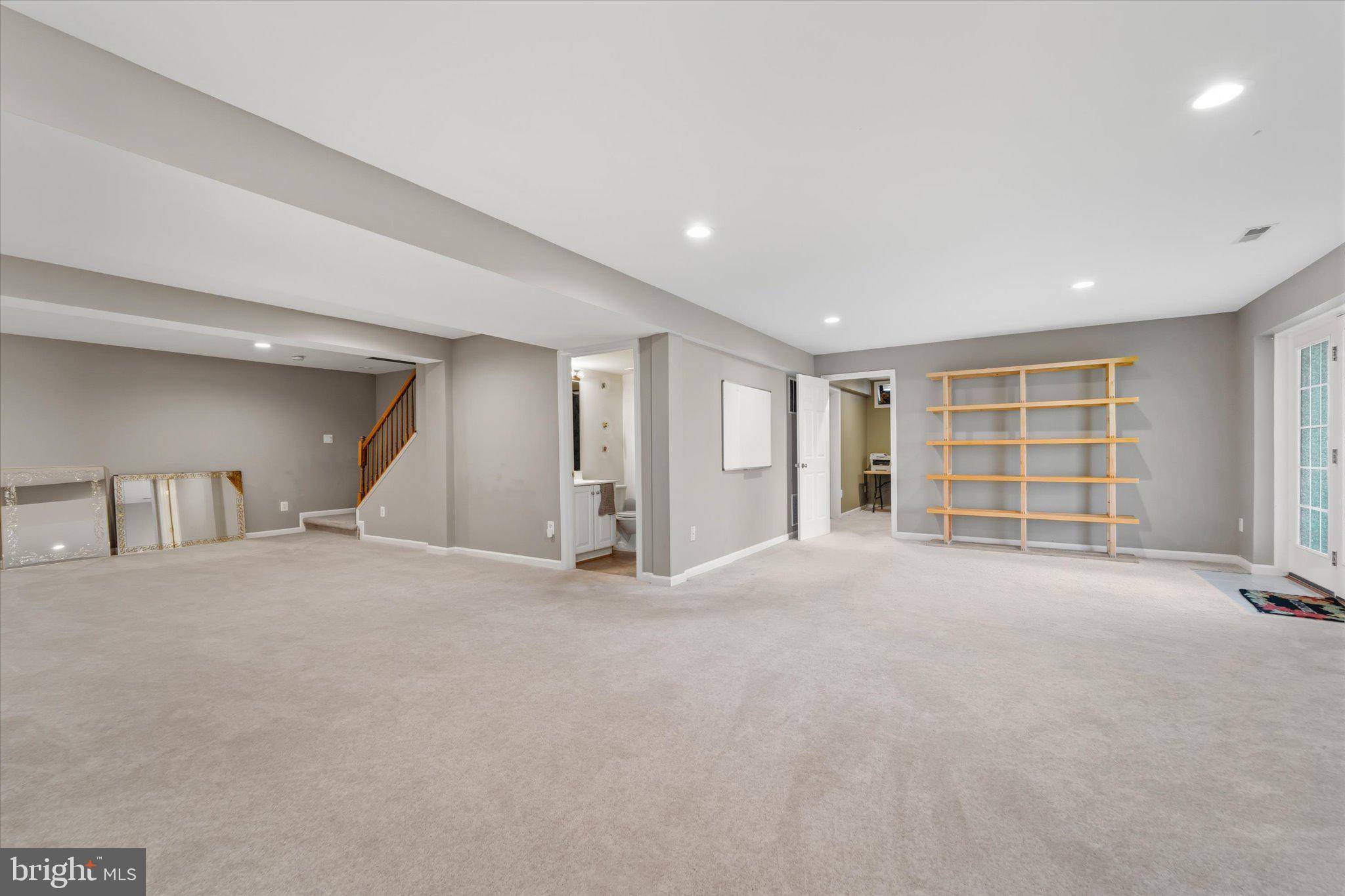 6741 Edgartown Way Gainesville, VA 20155 - Photo 29 of 53