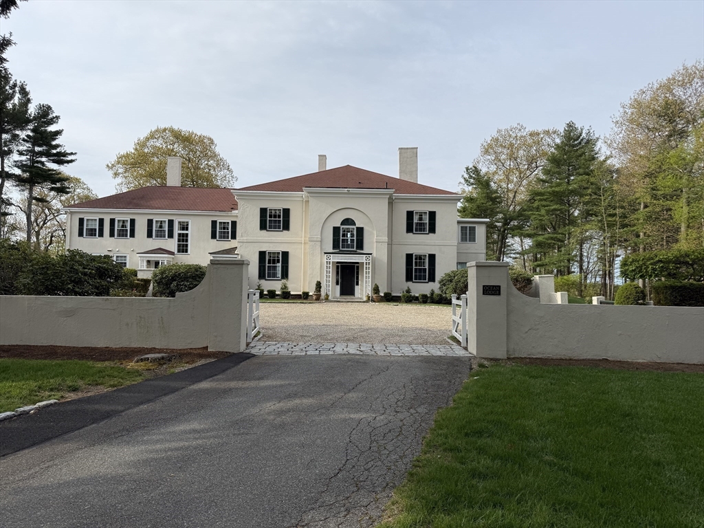 73 Forest Street Manchester, MA 01944 - Photo 2 of 41