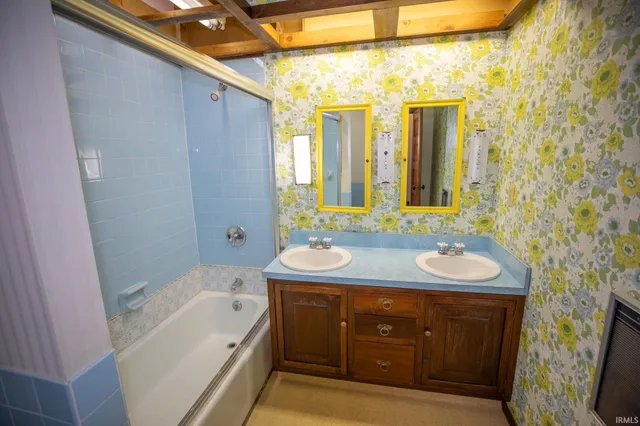 $649,000 | 14229 South Juniper Road, Argos, IN 46501