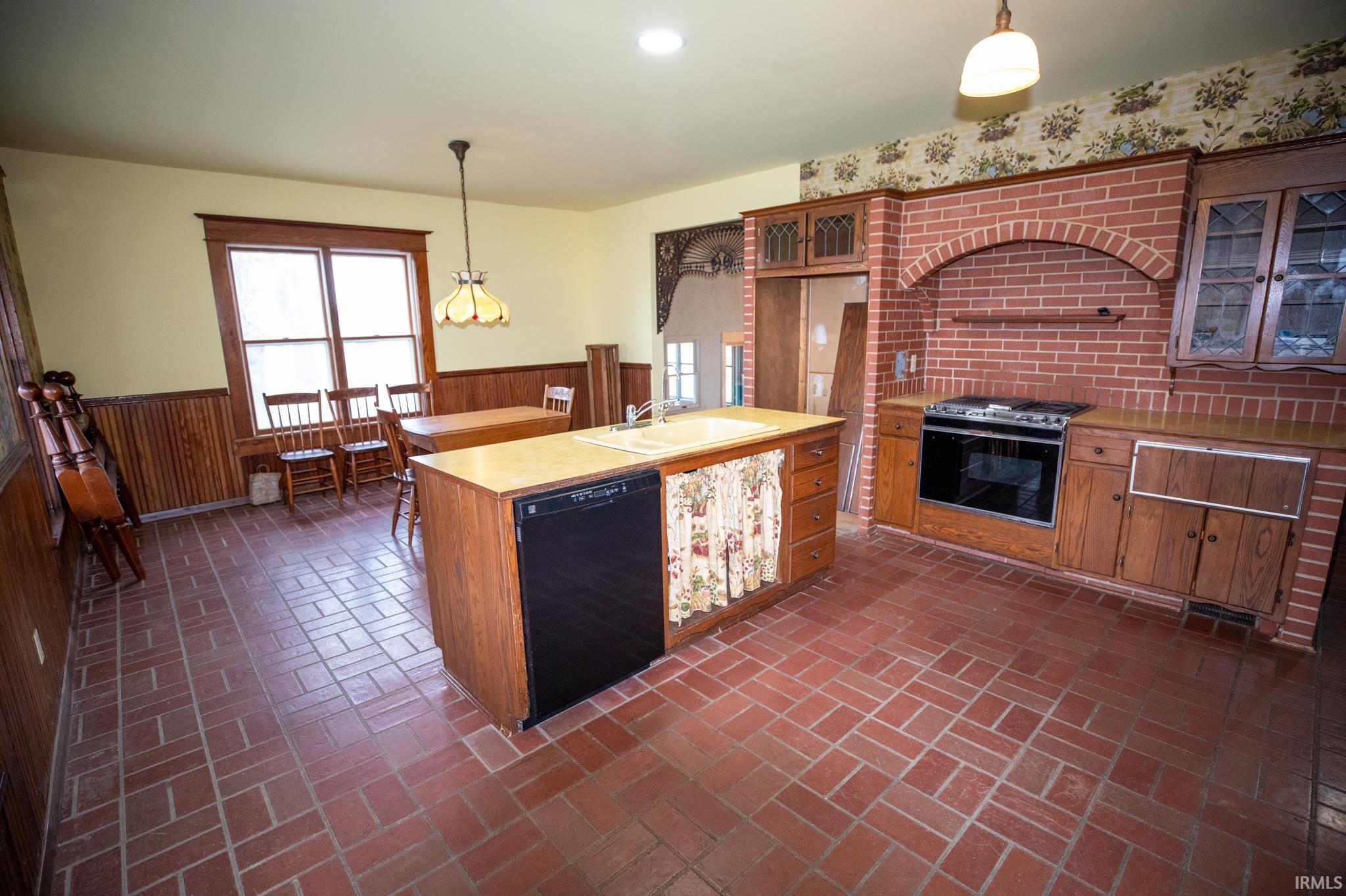 14229 South Juniper Road Argos, IN 46501 - Photo 2 of 25