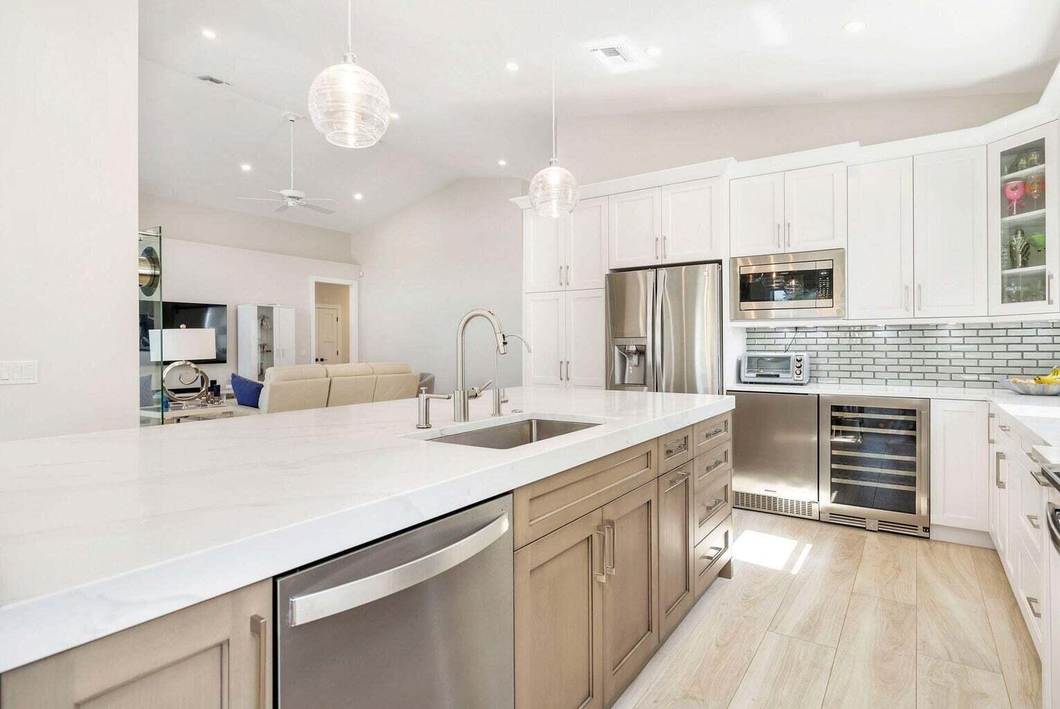3914 Outlook Court Jupiter, FL 33477 - Photo 14 of 38 20240427180948652976000000-o