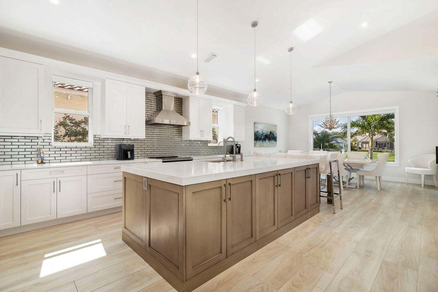 3914 Outlook Court Jupiter, FL 33477 - Photo 9 of 38 20240427180929127241000000-o