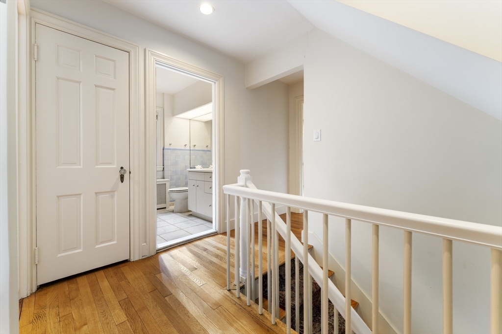 9 Dennison Road Worcester, MA 01609 - Photo 19 of 35 Gallery Image 19