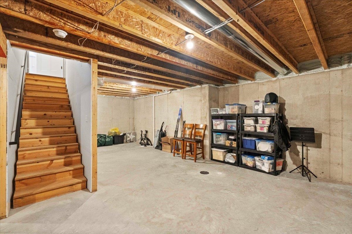 6107 Ragan Street Madison, WI 53718 - Photo 34 of 50