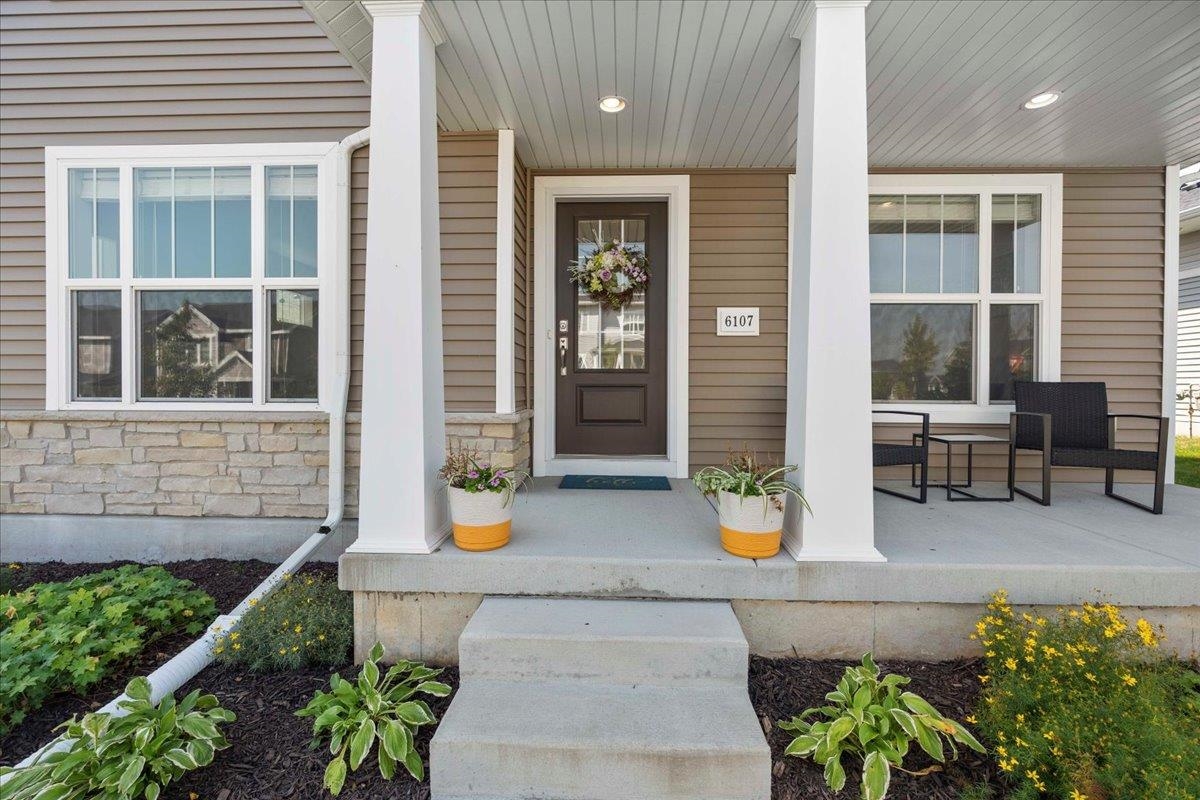 6107 Ragan Street Madison, WI 53718 - Photo 37 of 50