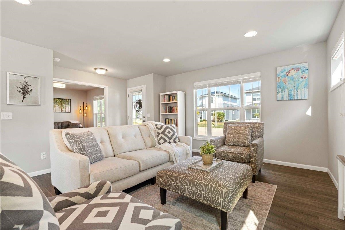 6107 Ragan Street Madison, WI 53718 - Photo 9 of 50