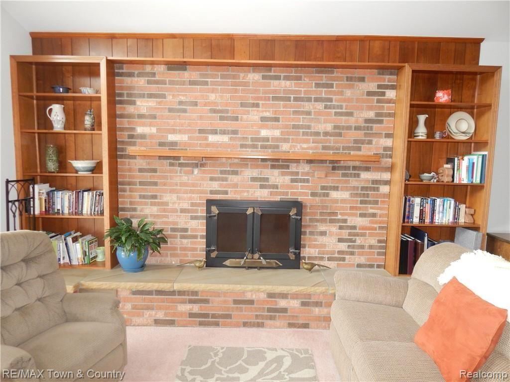 7355 Carpenter Road Flushing, MI 48433 - Photo 24 of 50 DSCN0324.JPG