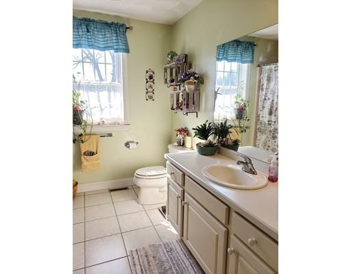 42 Hadley Road Pepperell, MA 01463 - Photo 22 of 29 Gallery Image 22