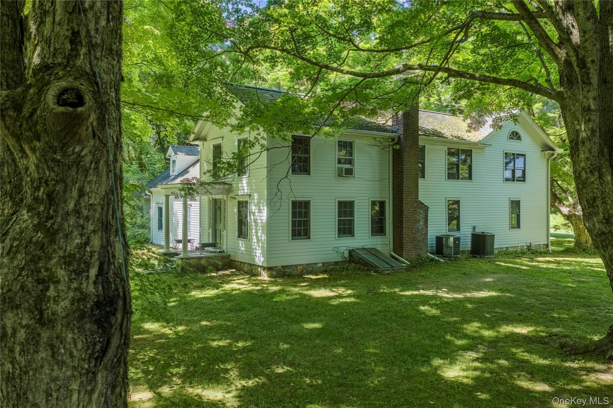 64 South Quaker Hill Road Pawling, NY 12564 - Photo 4 of 41