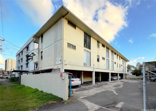$6,950,000 | 1917 Algaroba Street, Honolulu, HI 96826