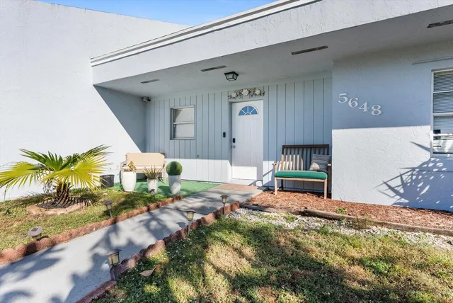 $2,600 | 5648 Kimberton Way, Lake Worth, FL 33463