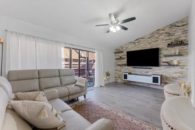 $2,600 | 5648 Kimberton Way, Lake Worth, FL 33463