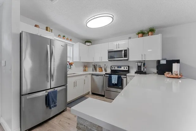 $2,600 | 5648 Kimberton Way, Lake Worth, FL 33463