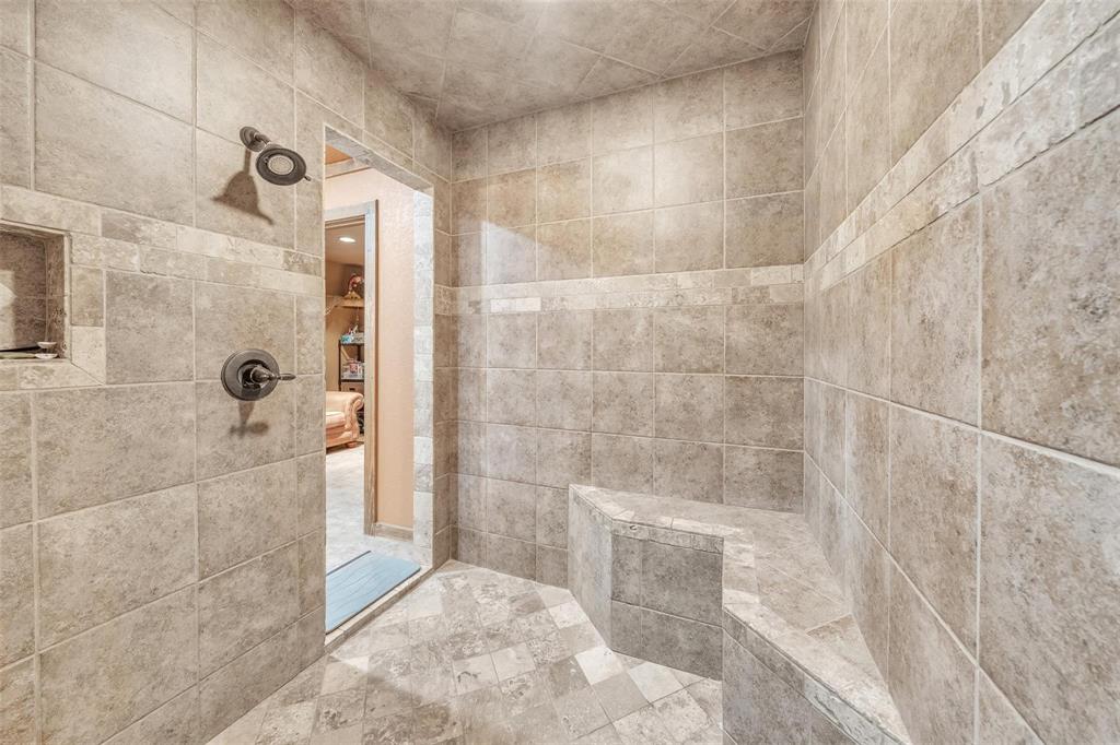 139 Pr-1537 Road Bridgeport, TX 76426 - Photo 33 of 40 a bathroom with a bathtub and shower