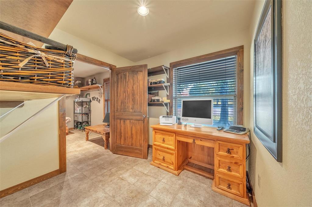 139 Pr-1537 Road Bridgeport, TX 76426 - Photo 35 of 40 a room with furniture and a flat screen tv