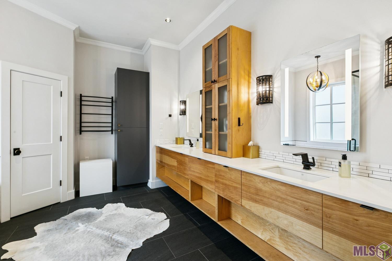 5018 Mimosa Street Baton Rouge, LA 70808 - Photo 11 of 44 Primary Bath