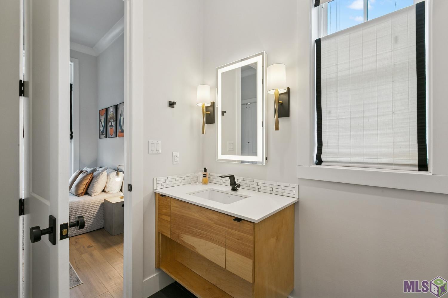 5018 Mimosa Street Baton Rouge, LA 70808 - Photo 27 of 44 Downstairs Bath