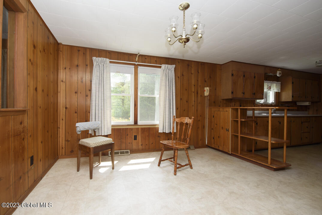 636 East Shore Road Delanson, NY 12053 - Photo 5 of 37 DSC_0529