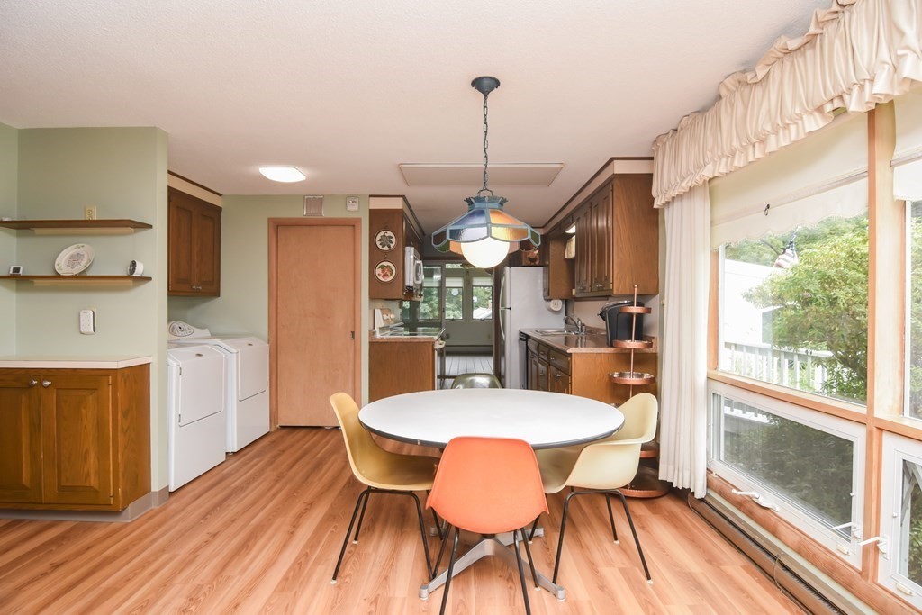 75 Wayside Road Worcester, MA 01605 - Photo 13 of 40 Gallery Image 13