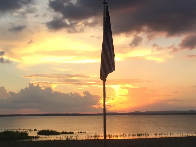 $1,299,000 | 106 Chuckwagon, Burnet, TX 78611