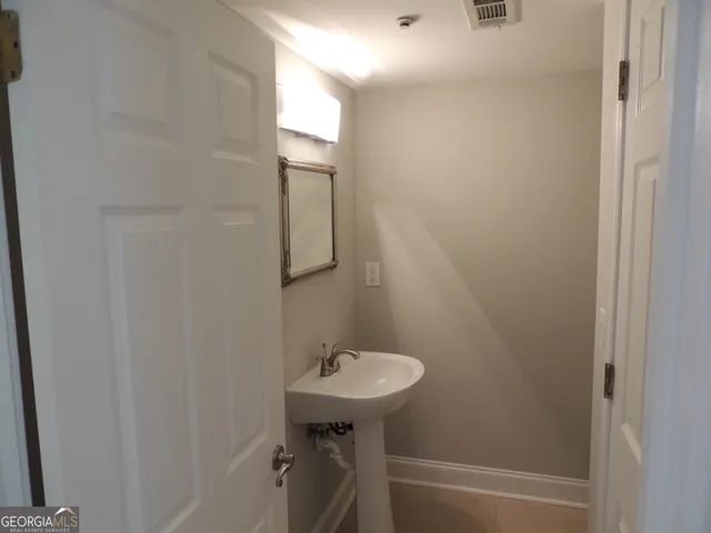 $1,700 | 117 Rondak Circle, Smyrna, GA 30080