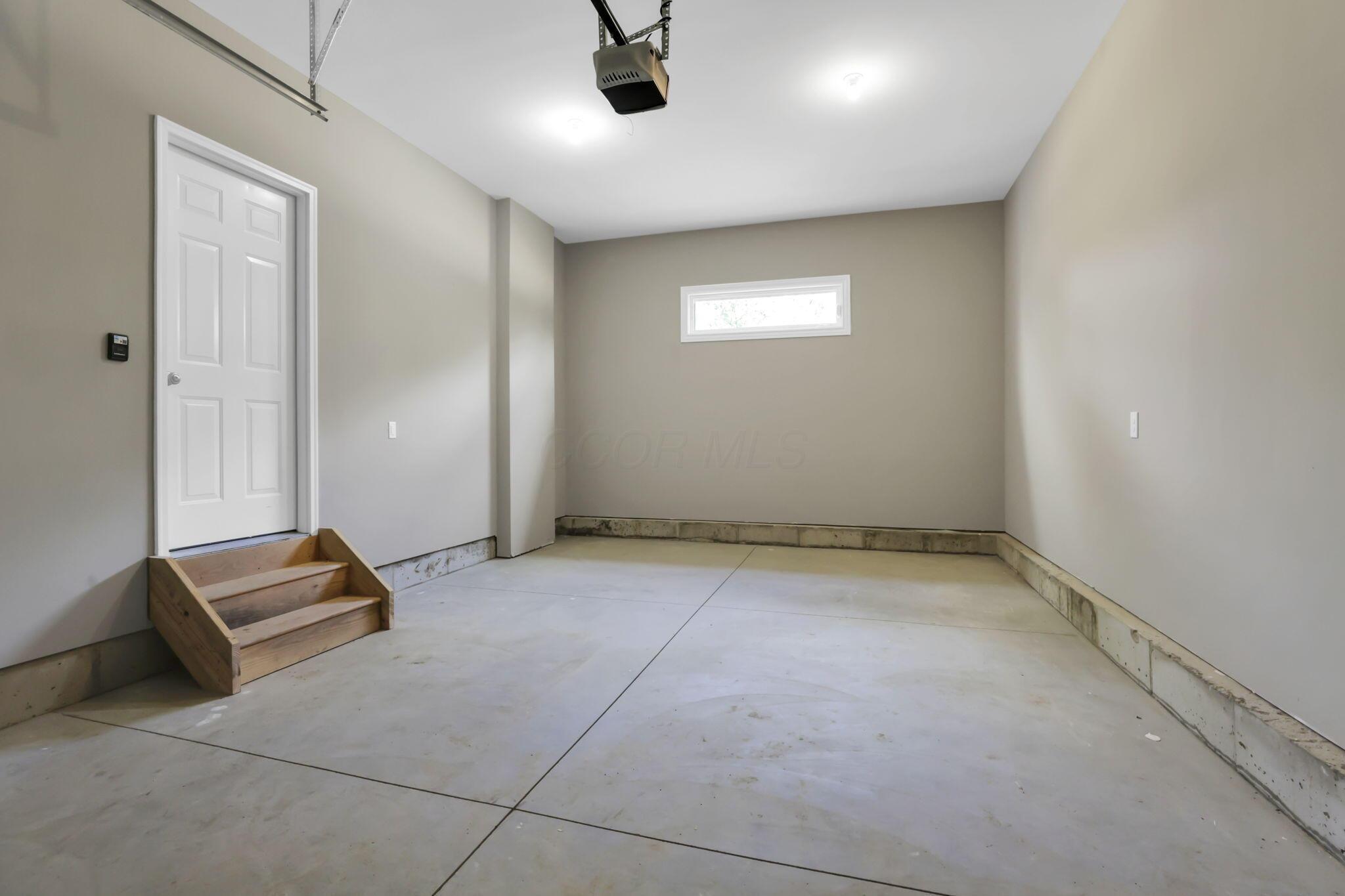 3254 Dover Road Columbus, OH 43204 - Photo 42 of 51 48-web-or-mls-011A9290