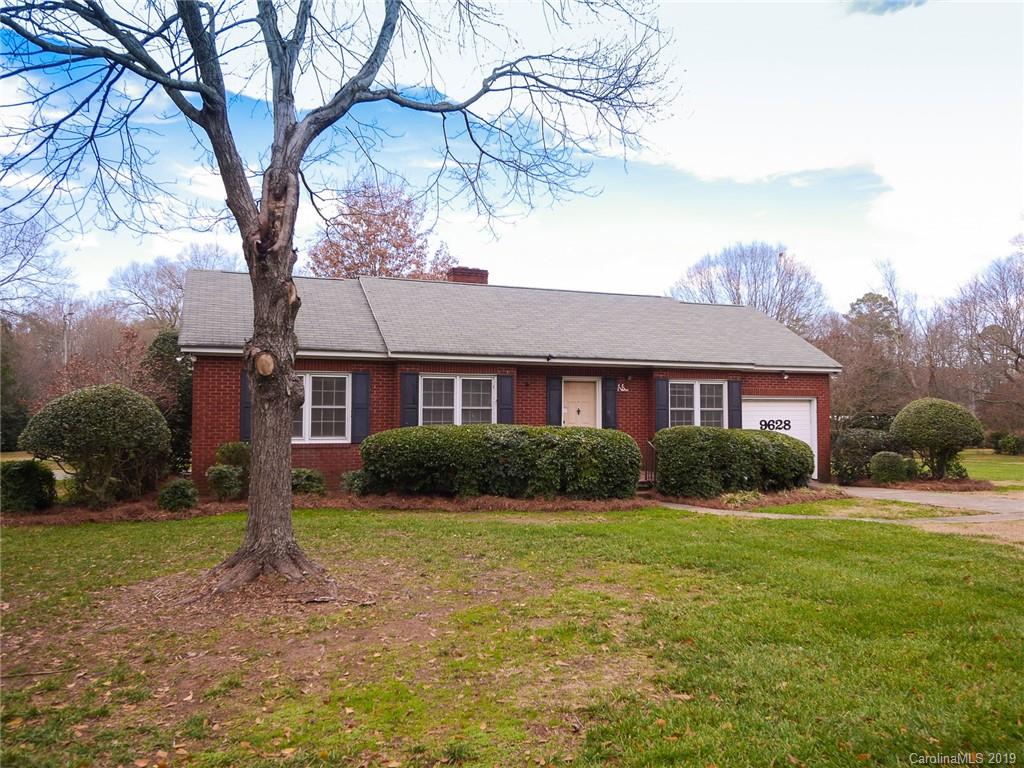 9628 Pembroke Road Huntersville, NC 28078 - Photo 1 of 37 Gallery Image 1
