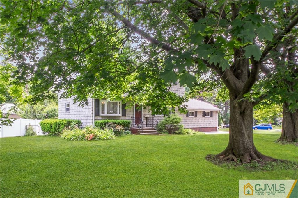 1507 Seneca Road North Brunswick, NJ 08902 - Photo 2 of 32 Gallery Image 2