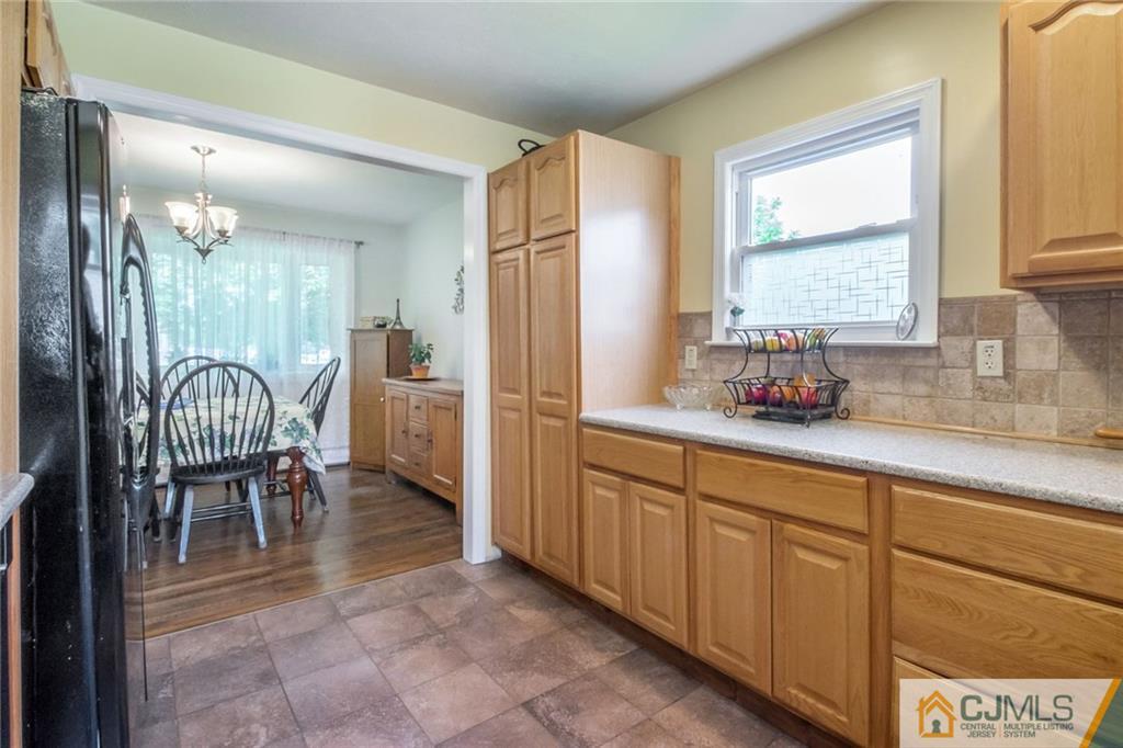1507 Seneca Road North Brunswick, NJ 08902 - Photo 18 of 32 Gallery Image 18