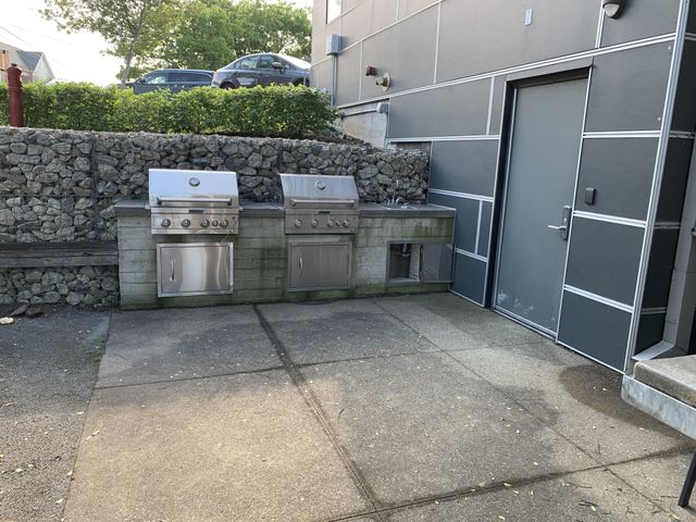 $375,000 | 1900 12th Avenue South, Unit 313, Nashville, TN 37203