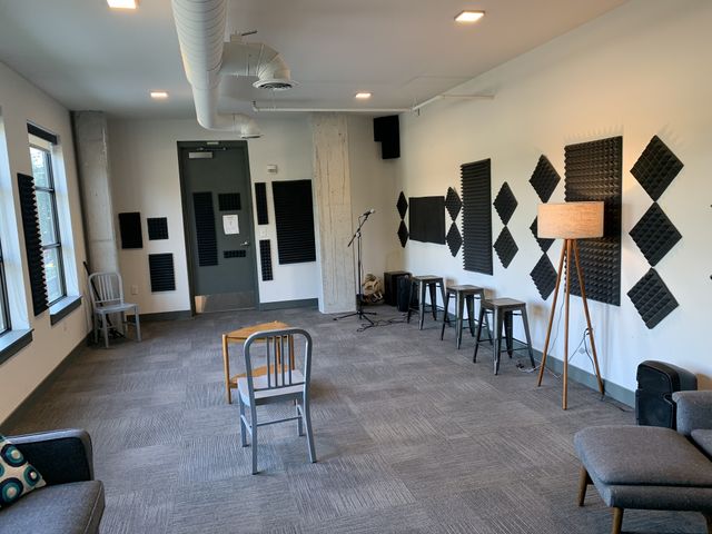 $375,000 | 1900 12th Avenue South, Unit 313, Nashville, TN 37203