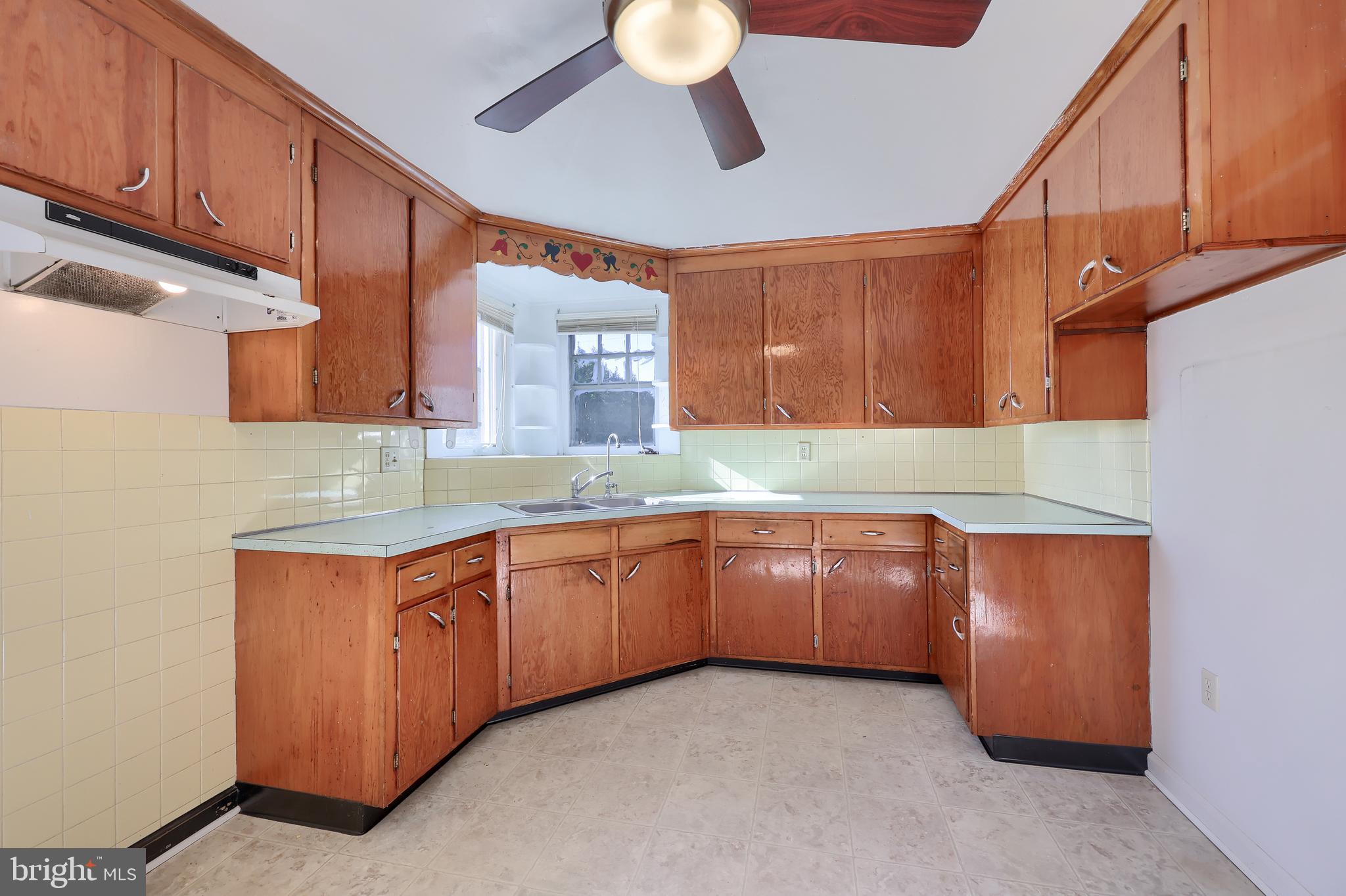 43 Eastbrook Road Ronks, PA 17572 - Photo 10 of 44 Gallery Image 10