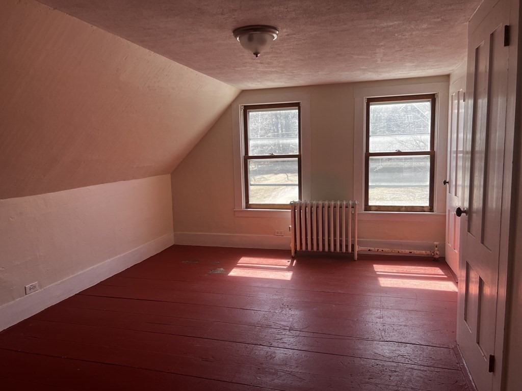 21 Elliott Street, Unit 2 Westminster, MA 01473 - Photo 4 of 9