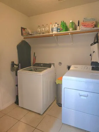 $305,000 | 308 Kaylee Way, Red Oak, TX 75154