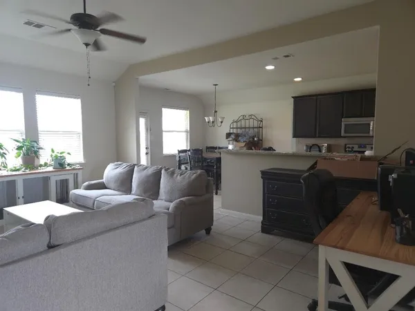 $305,000 | 308 Kaylee Way, Red Oak, TX 75154