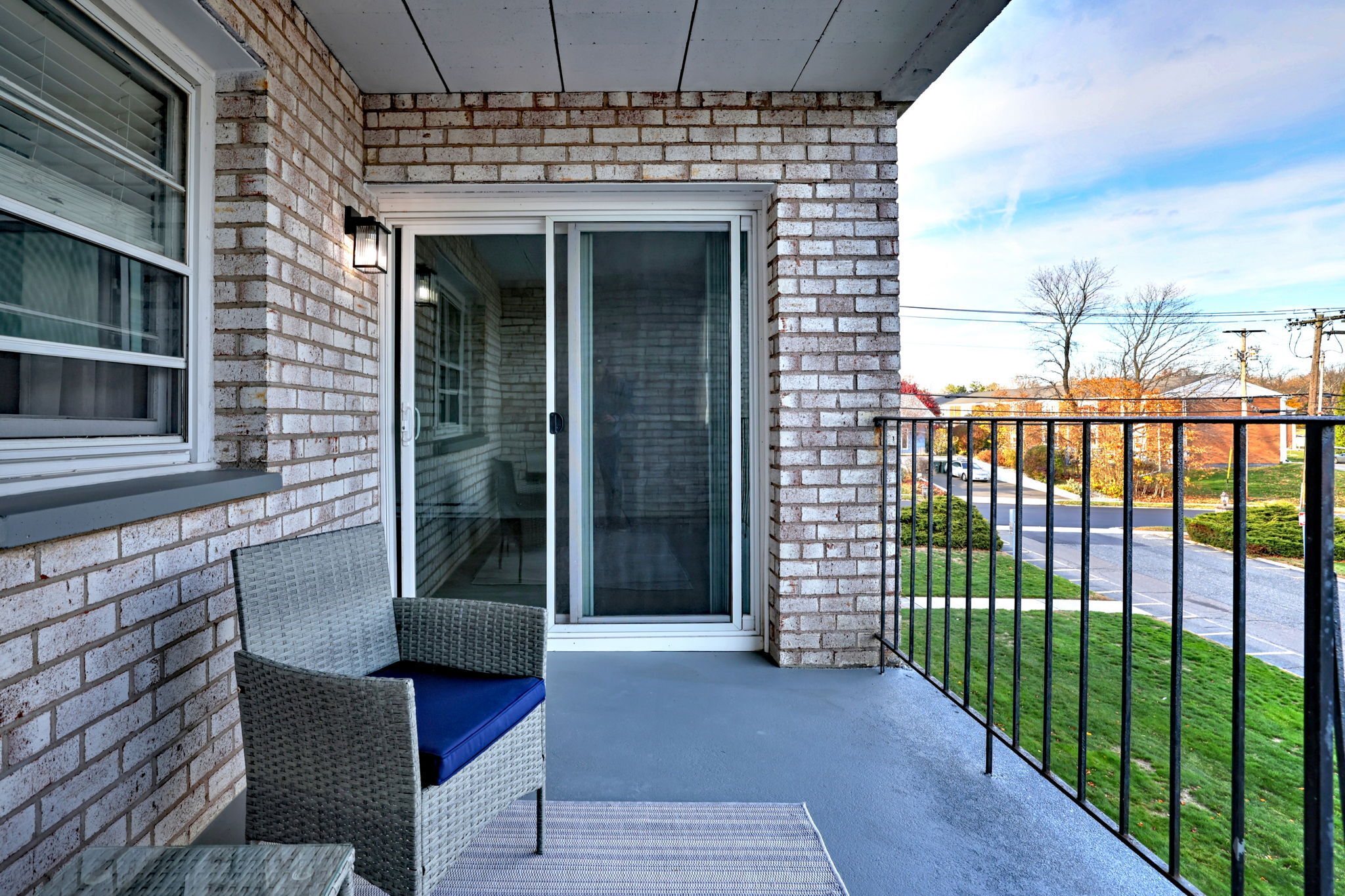 308 Meadowside Road, Unit 202 Milford, CT 06460 - Photo 32 of 40 a view of a porch with a chair