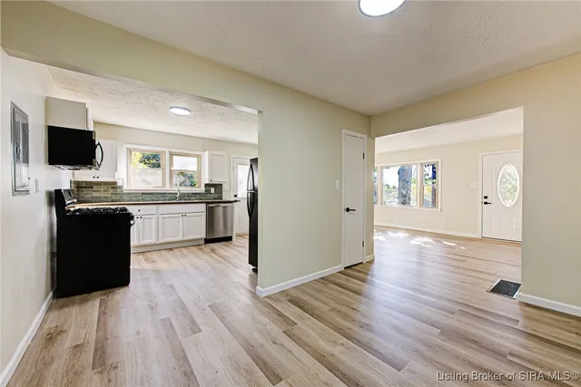 $189,900 | 301 Evans Lane, New Albany, IN 47150