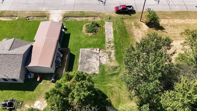 a view of a outdoor space