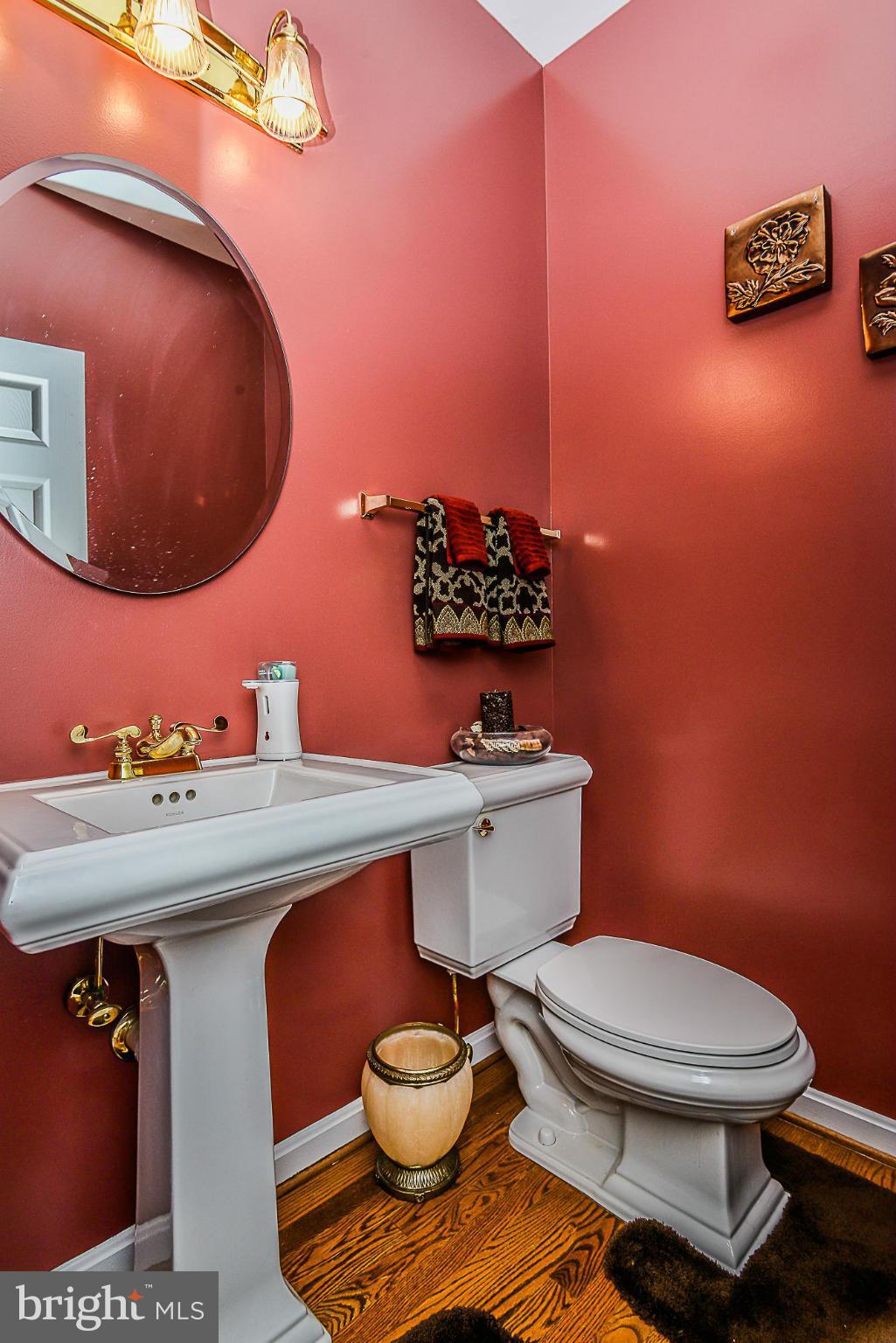 7862 Pembridge Road Manassas, VA 20112 - Photo 13 of 30 Half Bathroom