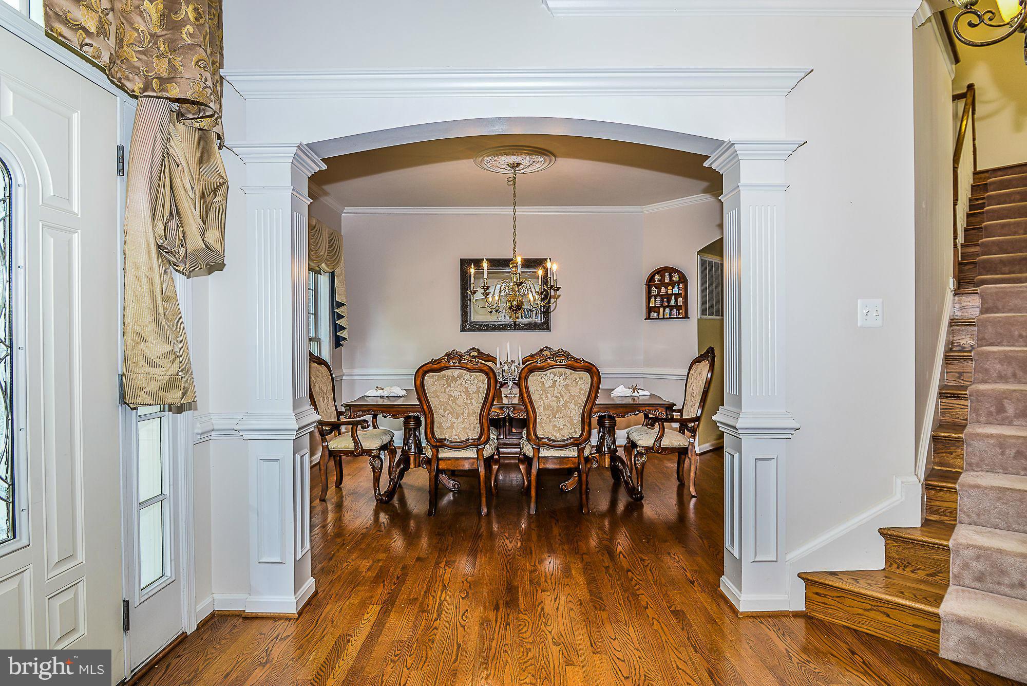 7862 Pembridge Road Manassas, VA 20112 - Photo 4 of 30 Dining Room