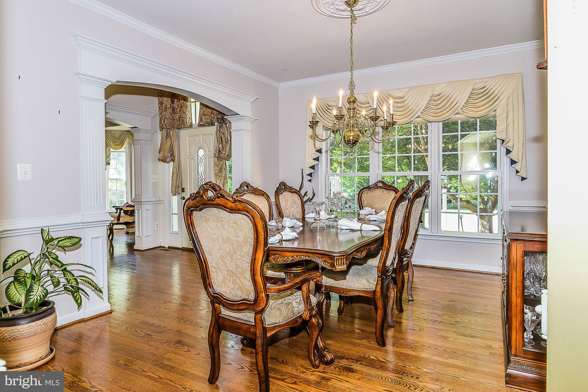 7862 Pembridge Road Manassas, VA 20112 - Photo 5 of 30 Dining Room