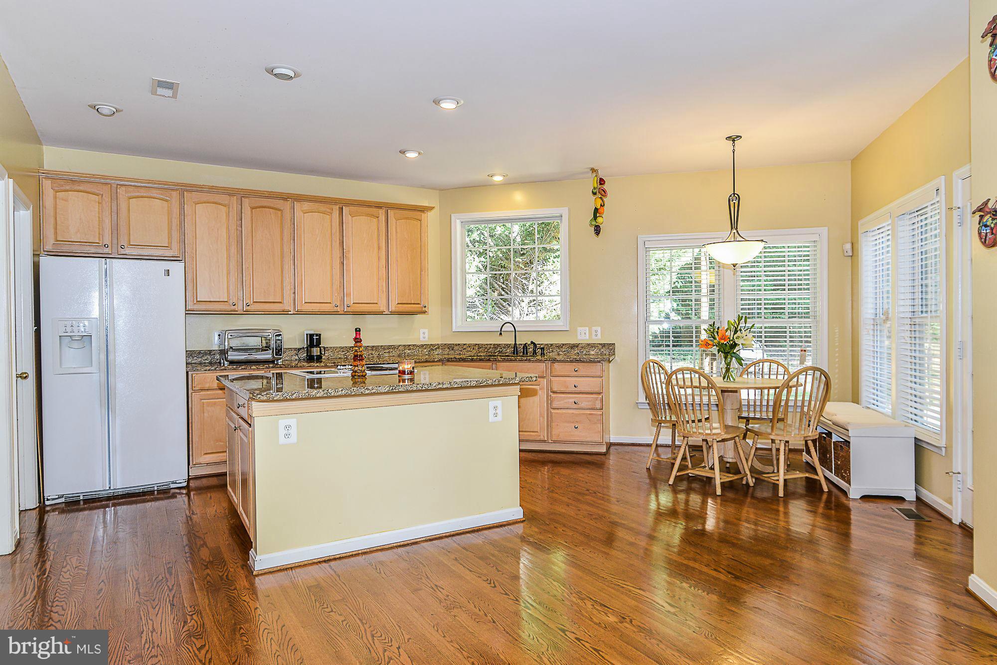 7862 Pembridge Road Manassas, VA 20112 - Photo 6 of 30 Kitchen